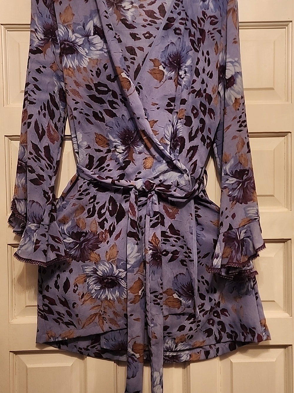 SENSARA Frilly Lavender Floral Wrap Robe/Dress w/Ruffled Lace Sleeves &Tie Front